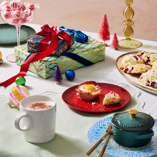 Taza London Holly Relief, view 3